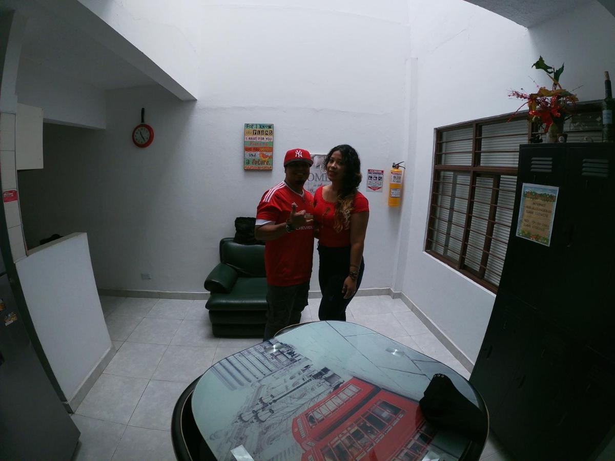 Casa Olimpico Hostal Cali Buitenkant foto