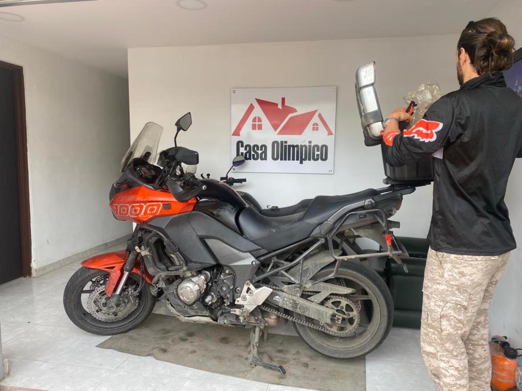 Casa Olimpico Hostal Cali Buitenkant foto